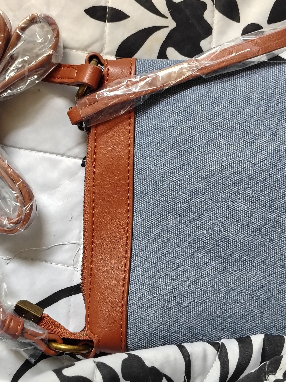 Canvas Crossbody Bag with Brown Trim